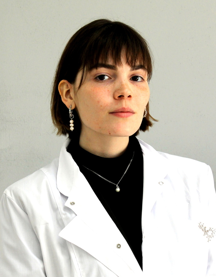 <span style="font-weight: bold;">Анфиса Власова</span>
